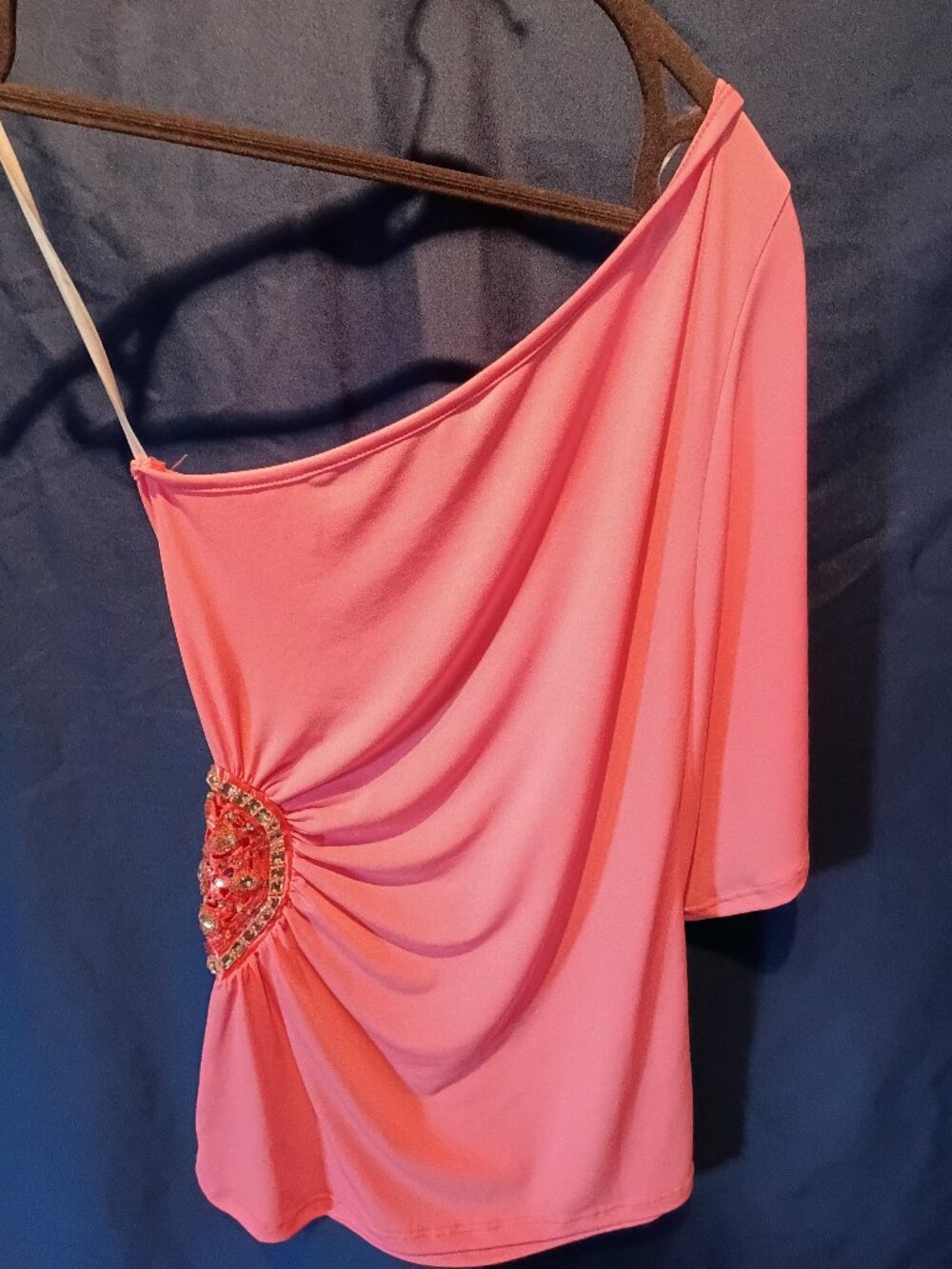 Vintage Pink off shoulder top w/clear & gold beads size small